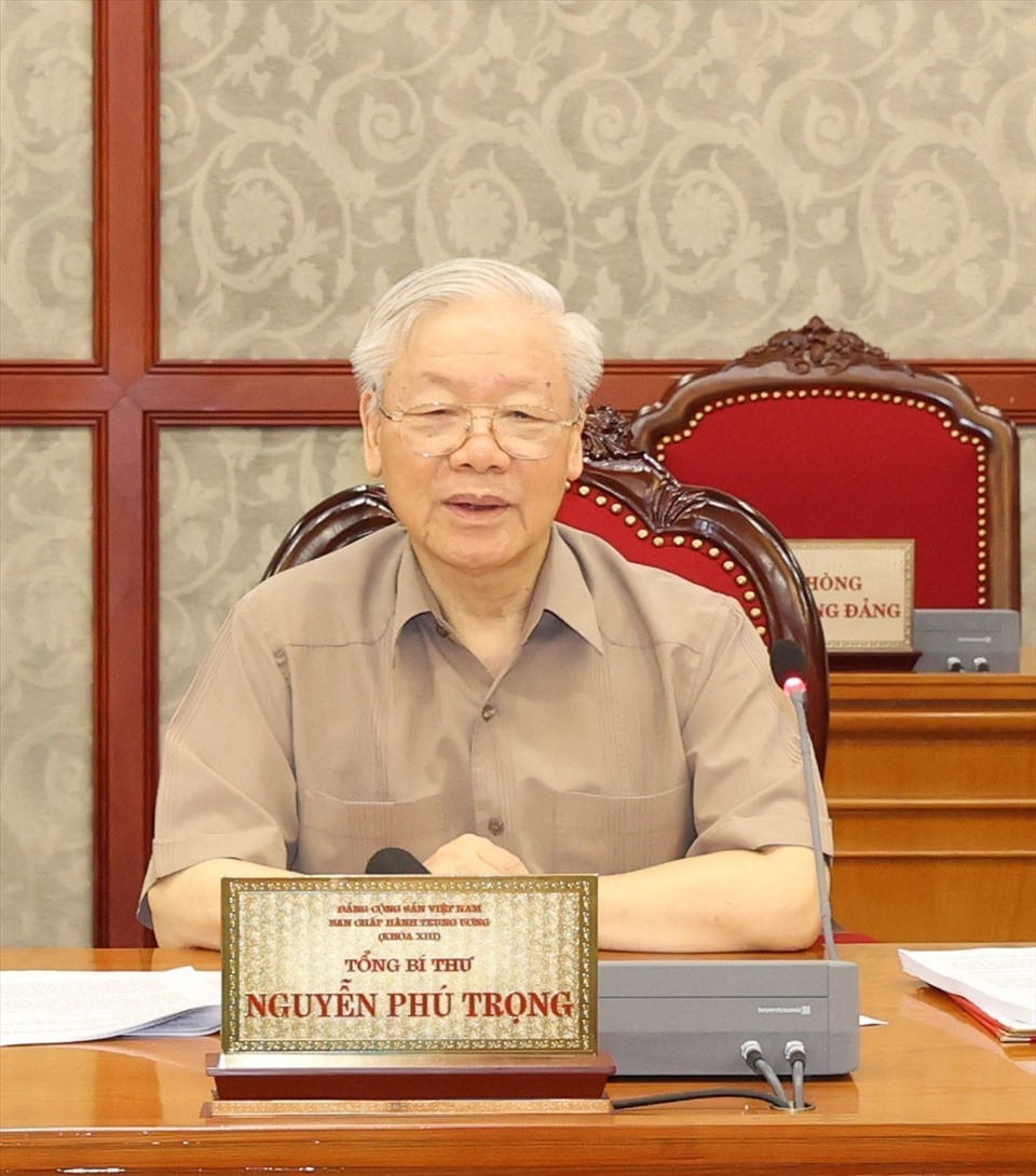 Tổng Bí thư Nguyễn Phú Trọng phát biểu kết luận cuộc họp.