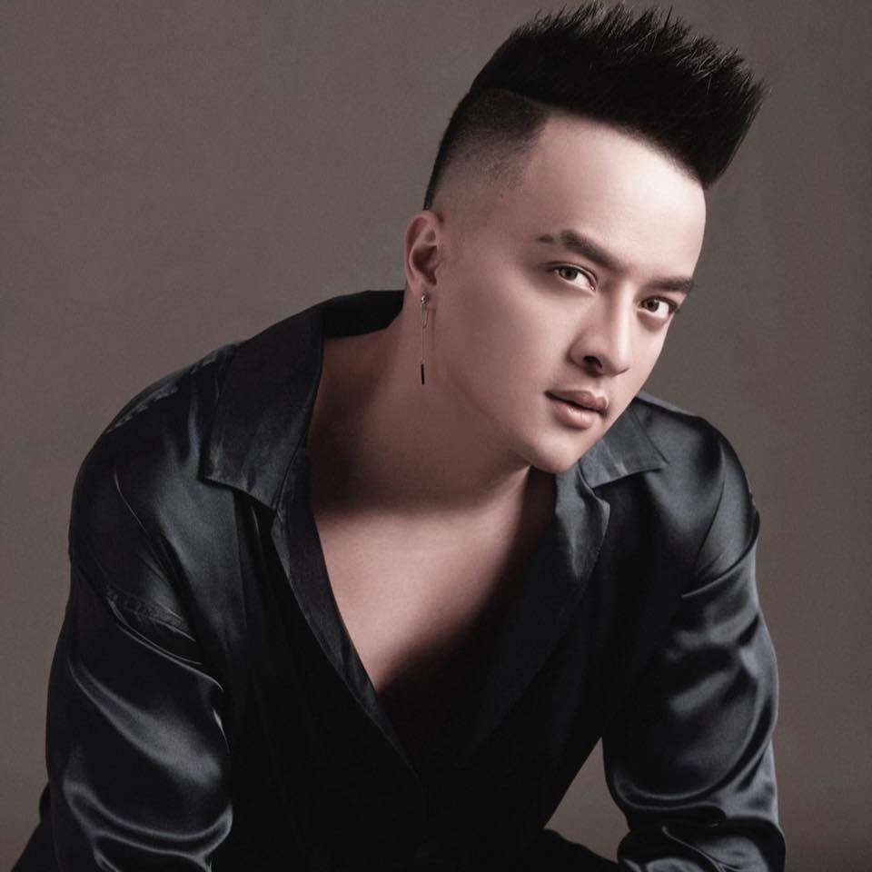 Cao Thái Sơn được biết đến là một trong những nam ca sĩ giàu có của showbiz Việt. Ảnh: NVCC