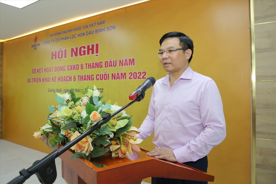 Ông Lê Mạnh Hùng – Tổng Giám đốc Tập đoàn phát biểu chúc mừng 2 tân Phó Tổng Giám đốc BSR.