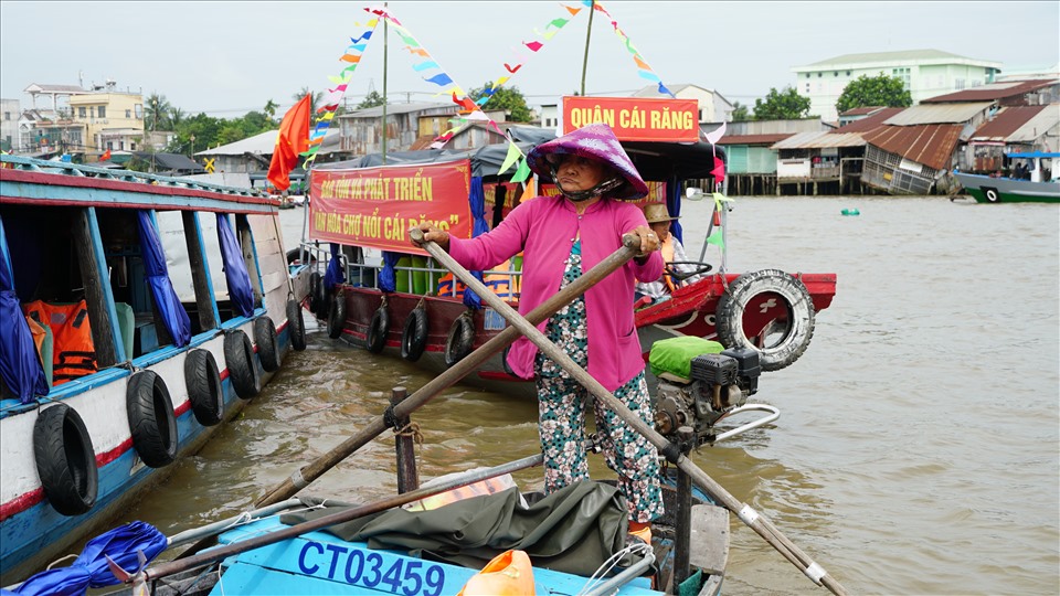 Từ lâu, chợ nổi Cái Răng là điểm tham quan du lịch đặc sắc của vùng ĐBSCL nói chung và TP.Cần Thơ nói riêng. Năm 2016, chợ nổi Cái Răng được Bộ Văn hoá Thể thao và Du lịch công nhận là di sản văn hóa phi vật thể quốc gia.