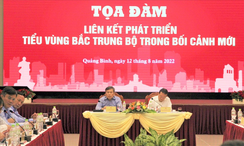 Toàn cảnh Toạ đàm.