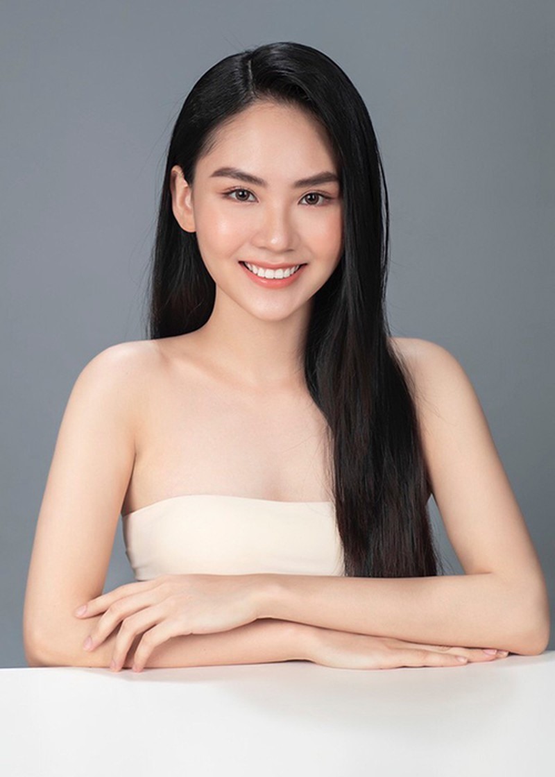 Mai Phương sinh năm 1999 đến từ Đồng Nai, cô được mệnh danh là “nữ thần mặt mộc” bởi gương mặt xinh đẹp không tì vết. Ảnh: NVCC.