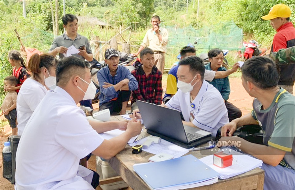 Để việc triển khai chiến dịch tiêm vaccine COVID-19 đạt kết quả cao, tỉnh Điện Biên đã huy động cả hệ thống chính trị đã cùng vào cuộc.