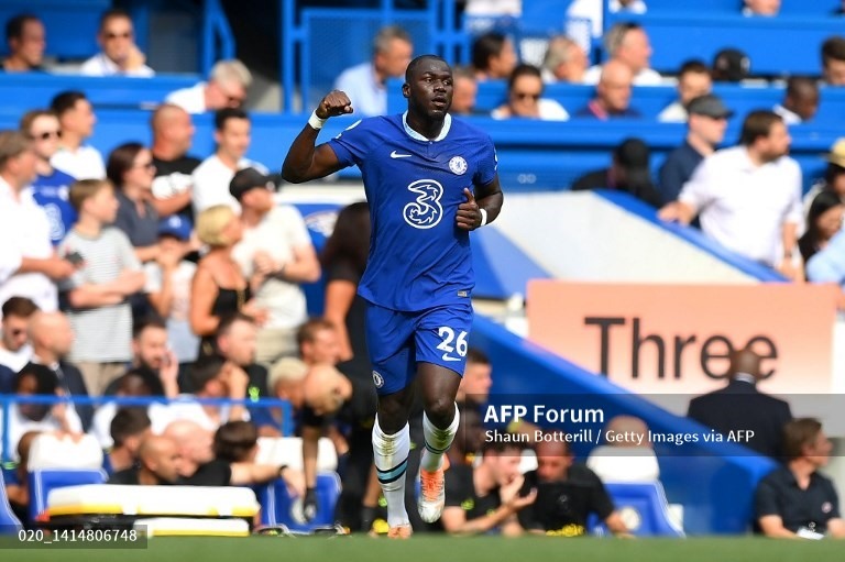 Koulibaly có trận đấu xuất sắc trong tấn công lẫn phòng ngự.  Ảnh: AFP