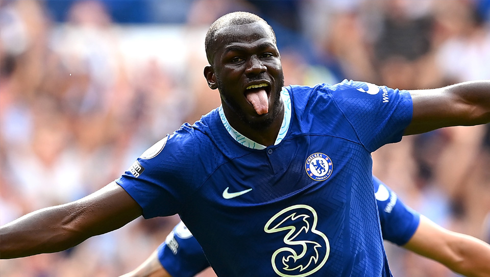 Koulibaly ghi bàn đầu tiên trong màu áo Chelsea. Ảnh: Goal