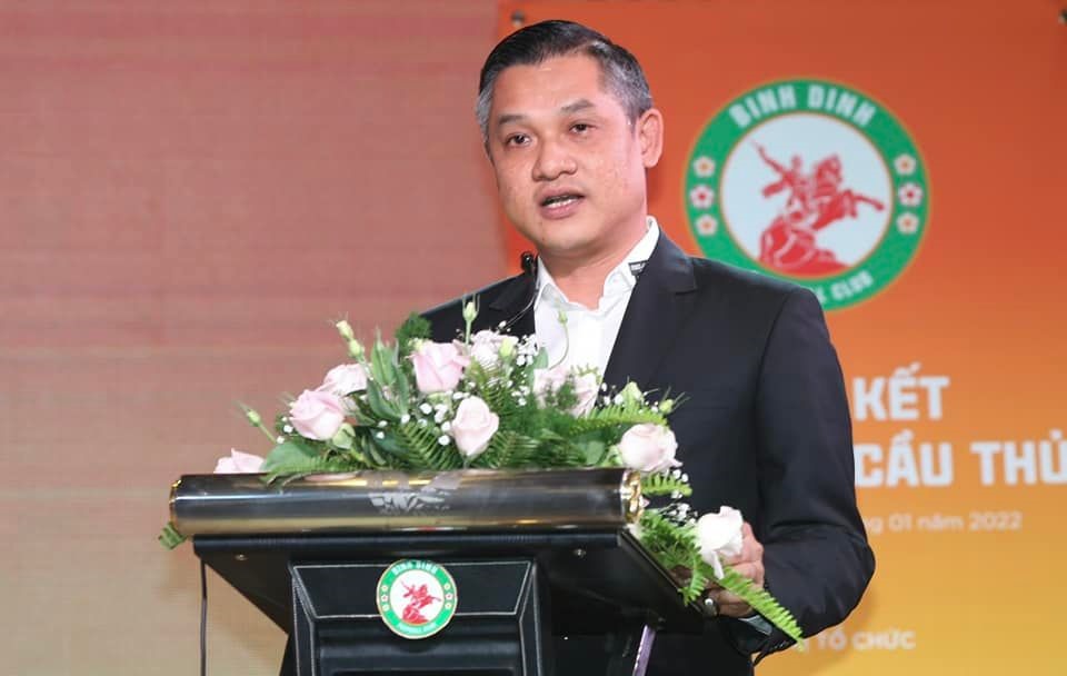 Chủ tịch đội Bình Định Nguyễn Văn Cường nói rõ lý do đội chiêu mộ Đặng Văn Lâm dể đóng góp nhiều hơn cho bóng đá Việt Nam. Ảnh: CLB Bình Định