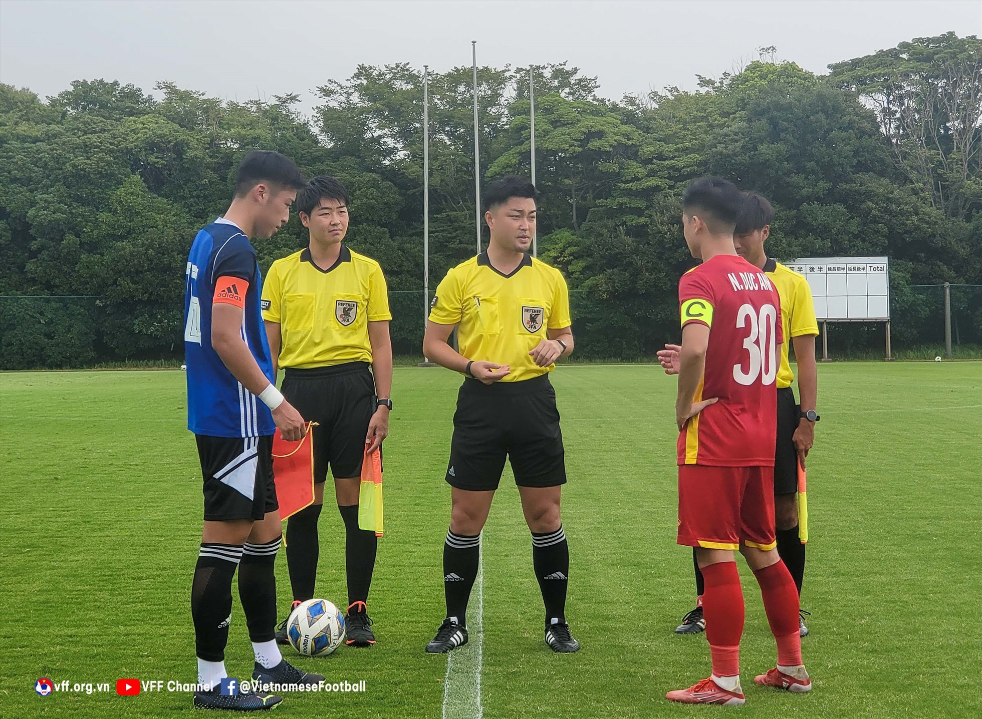 U20 Việt Nam được cọ xát với đội tuyển có đẳng cấp cao hơn là U20 Nhật Bản. Ảnh: VFF
