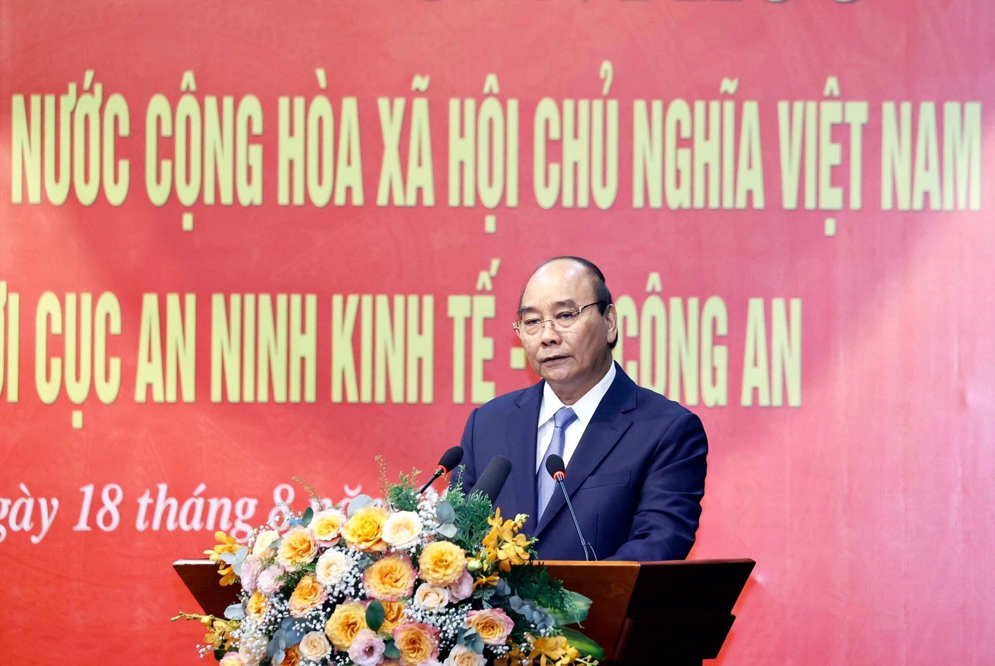 Chủ tịch nước Nguyễn Xuân Phúc phát biểu chỉ đạo buổi làm việc.