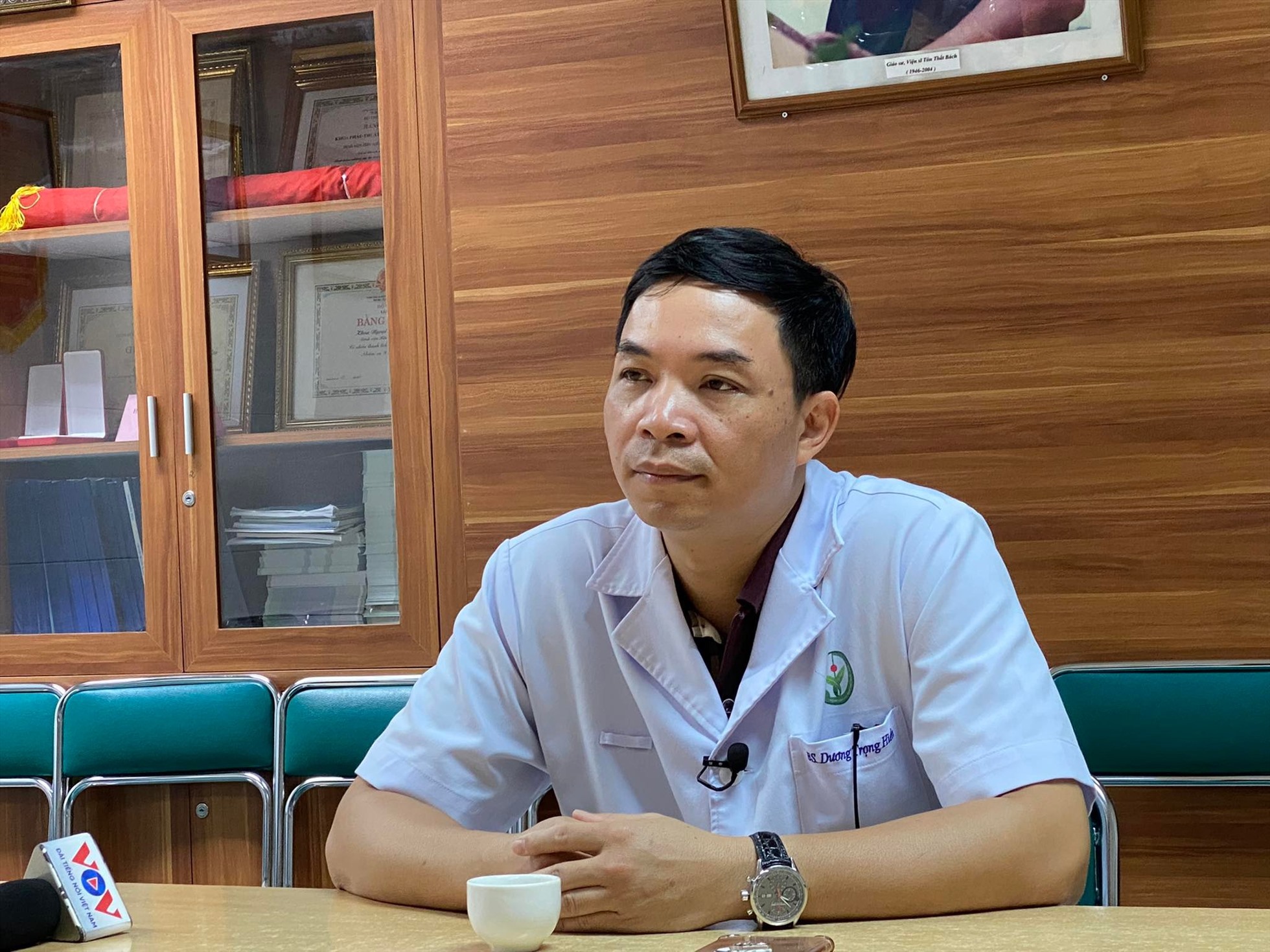 BS Dương Trọng Hiền- Giám đốc Trung tâm Phẫu thuật nội soi, BV Việt Đức. Ảnh: Thùy Linh