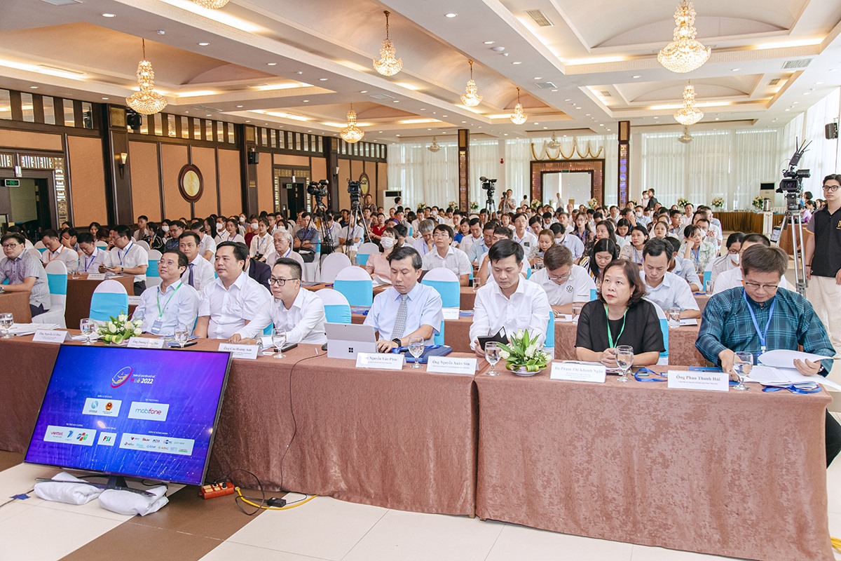 Các đại biểu dự diễn đàn. Ảnh: BTC