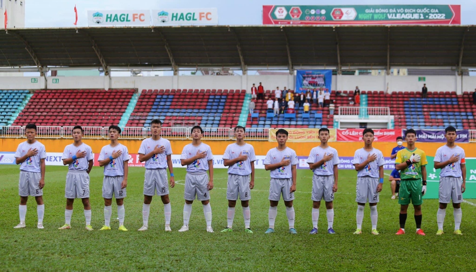 U15 Huế tỏ rõ quyết tâm trước đương kim vô địch U15 PVF. Ảnh: CLB Bóng đá Huế