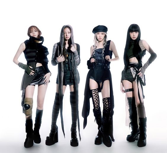 Nhóm nhạc nữ nhà YG hiện đang gây sốt với màn tái xuất hoành tráng “Pink Venom“.