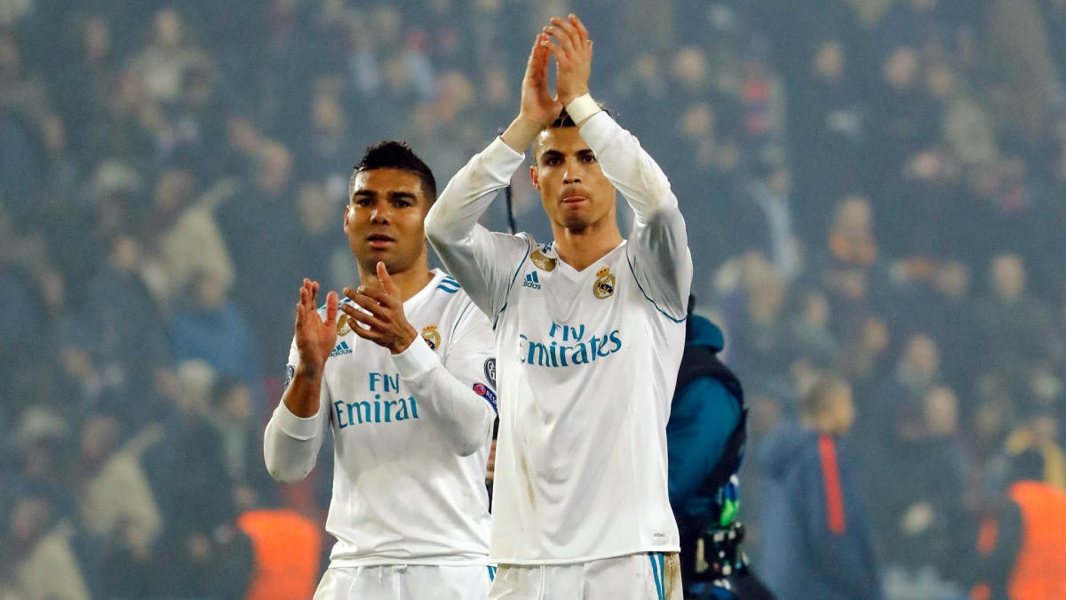 Casemiro có thể khiến Ronaldo xuôi lòng và ở lại Man United. Ảnh: AFP