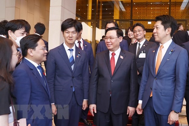 Đây cũng là lần thứ tư, Đảng LDP cử đoàn các nghị sỹ trẻ sang thăm Việt Nam. Ảnh: TTXVN