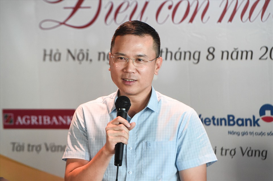 ông Phạm Anh Tuấn - Tổng biên tập Báo VietNamNet cho biết, chủ đề của “Điều còn mãi” xuyên suốt những năm qua là tình yêu quê hương đất nước.