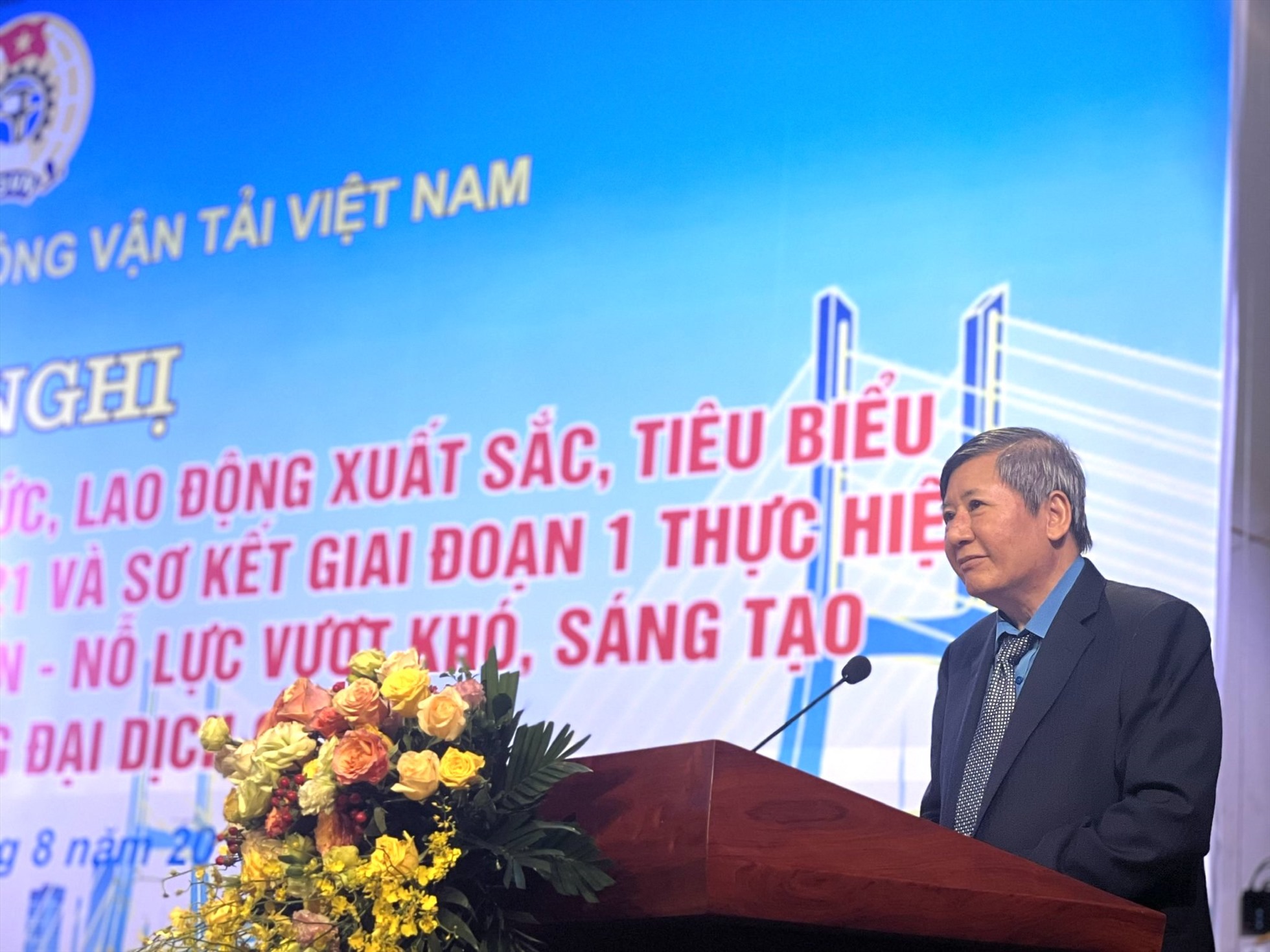Ông Trần Thanh Hải - Phó Chủ tịch Thường trực Tổng Liên đoàn Lao động Việt Nam phát biểu tại hội nghị.