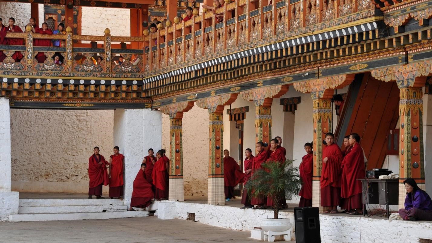 Vào hè, “Pháo đài của tôn giáo huy hoàng”- Thimphu Dzong là nơi ngự giá của các vị lãnh đạo Phật giáo.