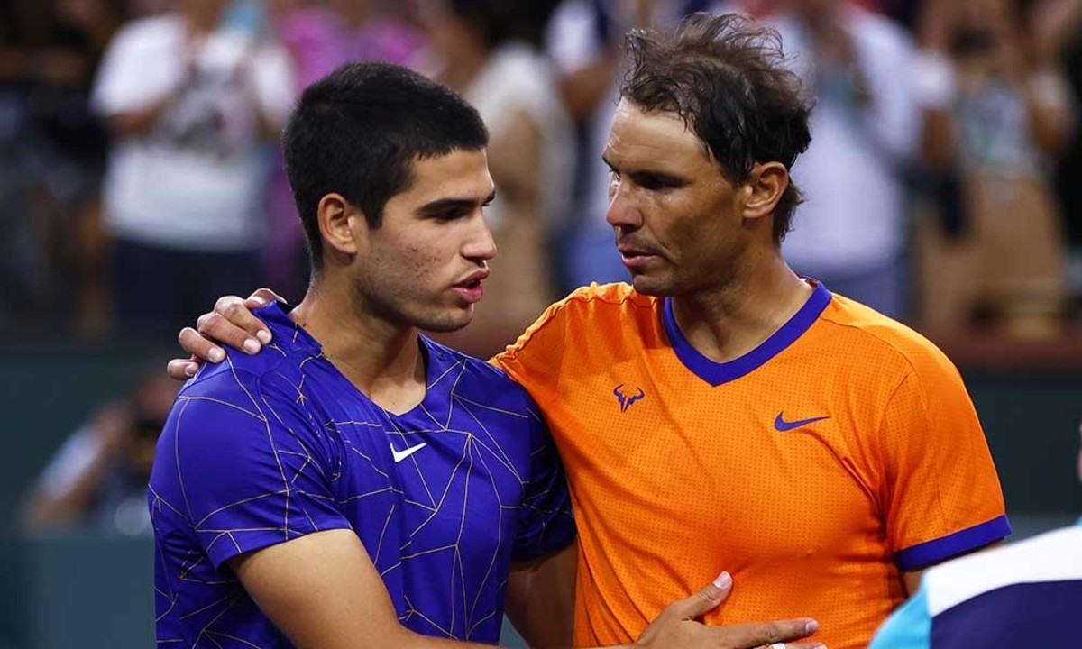 Nếu thuận lợi, Carlos Alcaraz và Rafael Nadal sẽ gặp nhau tại bán kết US Open 2022. Ảnh: AFP