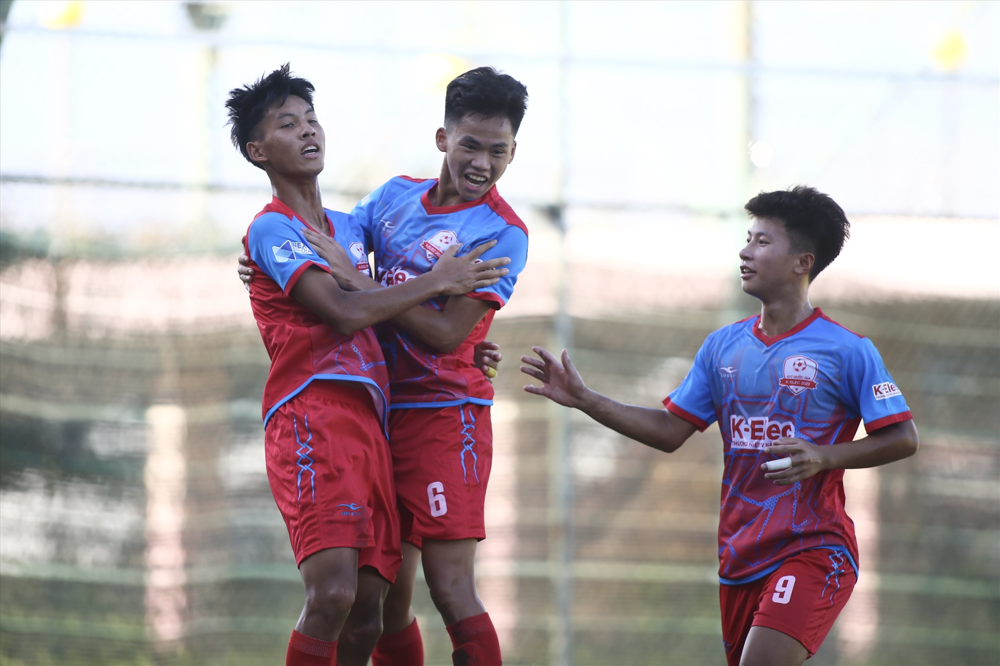Ở trận đấu cuối cùng, ứng cử viên vô địch Hà Nội đã thị uy sức mạnh bằng chiến thắng đậm đà 4-0 trước Bình Dương, qua đó trở thành đội có chiến thắng đậm nhất trong ngày thi đấu đầu tiên vòng chung kết U17 Quốc gia 2022.