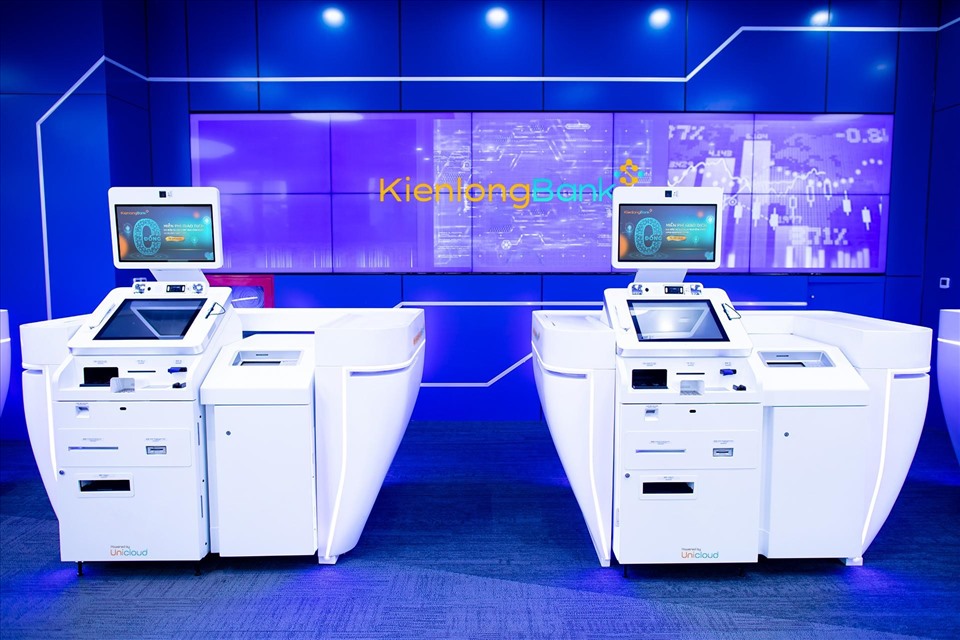 Hệ thống máy STM do KienlongBank và Unicloud Group hợp tác phát triển sẽ tham gia triển lãm “Ngày chuyển đổi số” ngành Ngân hàng năm 2022.