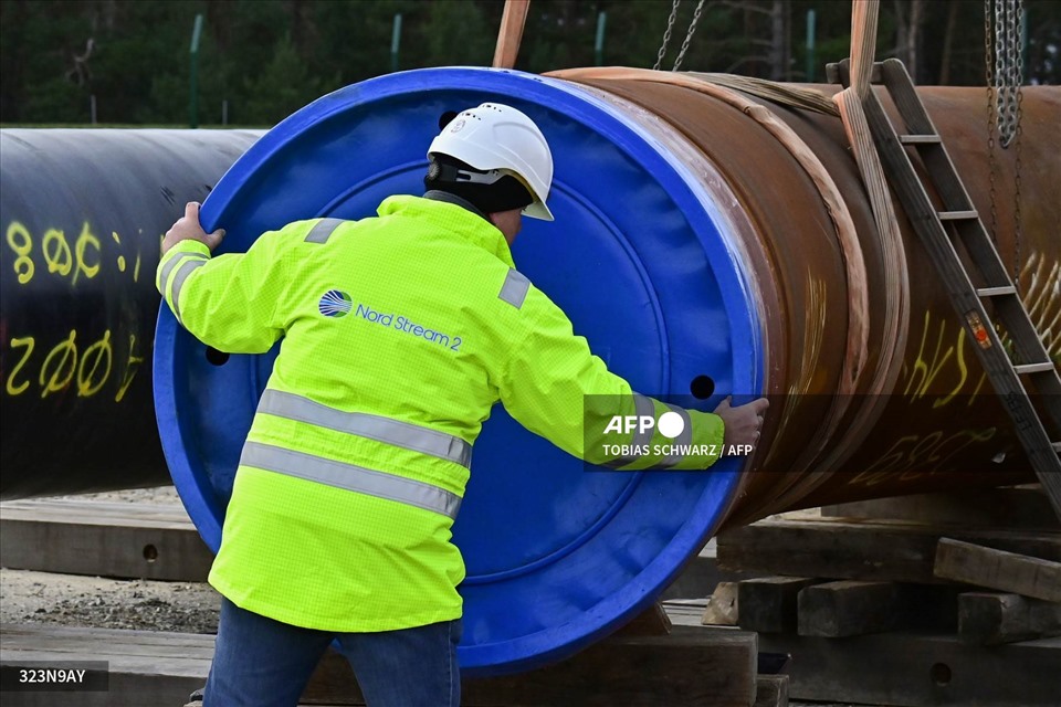 Lắp đặt đường ống dẫn khí Nord Stream 2 năm 2019. Ảnh: AFP