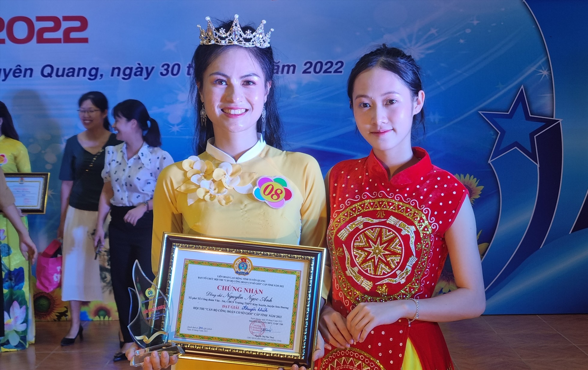 Thí sinh Nguyễn Ngọc Anh đạt giải khuyến khích hội thi Cán bộ Công đoàn cơ sở giỏi năm 2022. Ảnh: PM