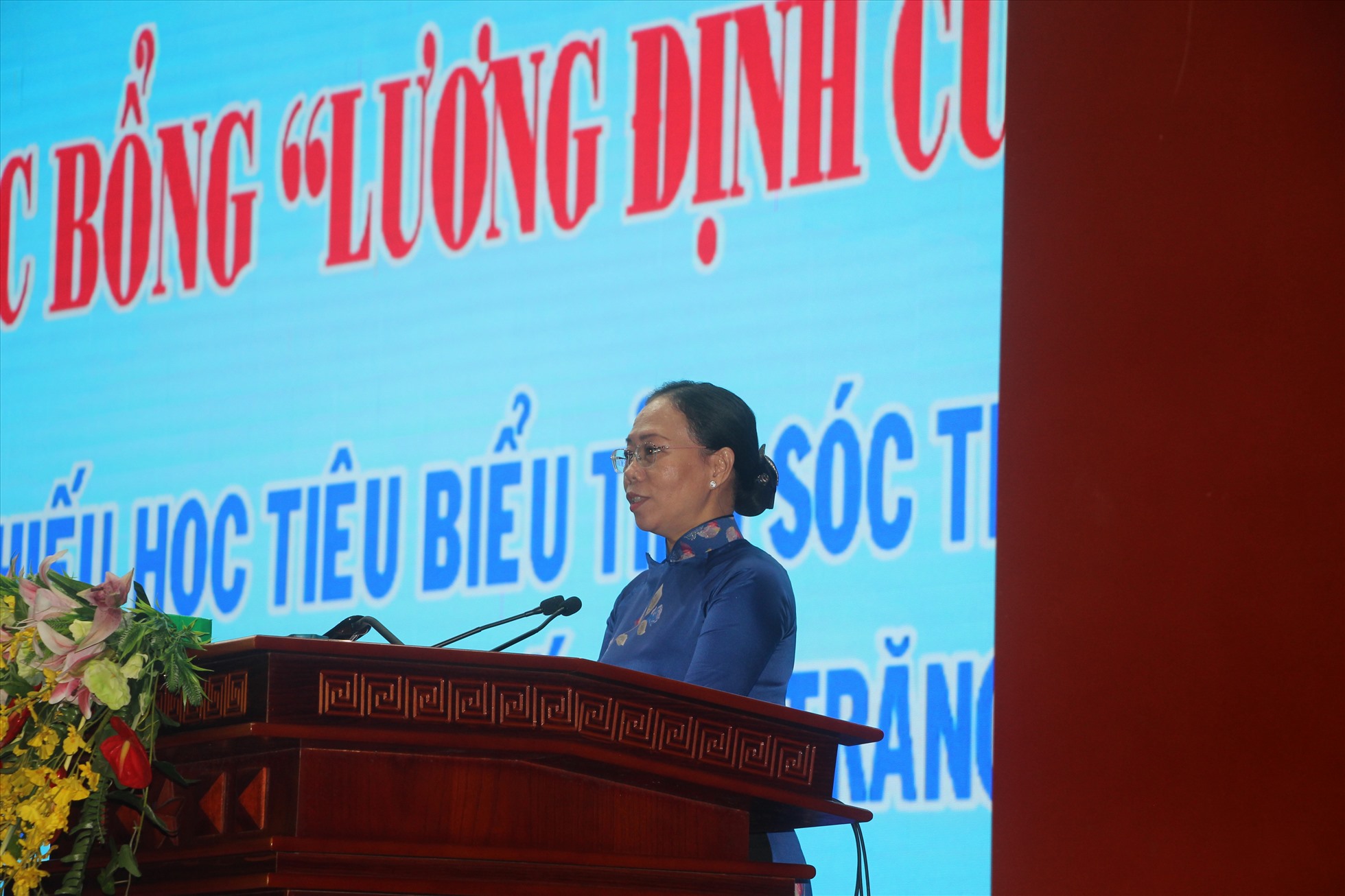 Phó Chủ tịch UBND tỉnh Sóc Trăng Huỳnh Thị Diễm Ngọc phát biểu tại buổi trao học bổng
