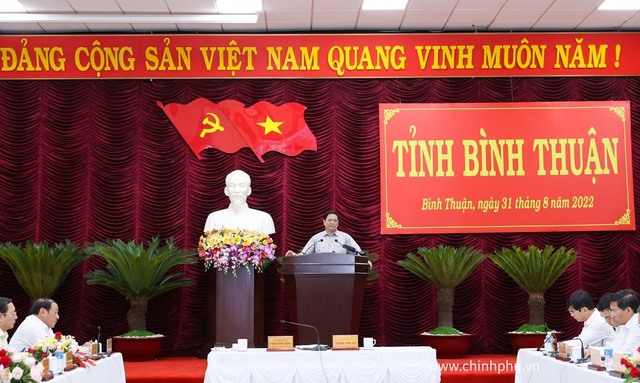 Thủ tướng Phạm Minh Chính làm việc với Ban Thường vụ Tỉnh ủy Bình Thuận.