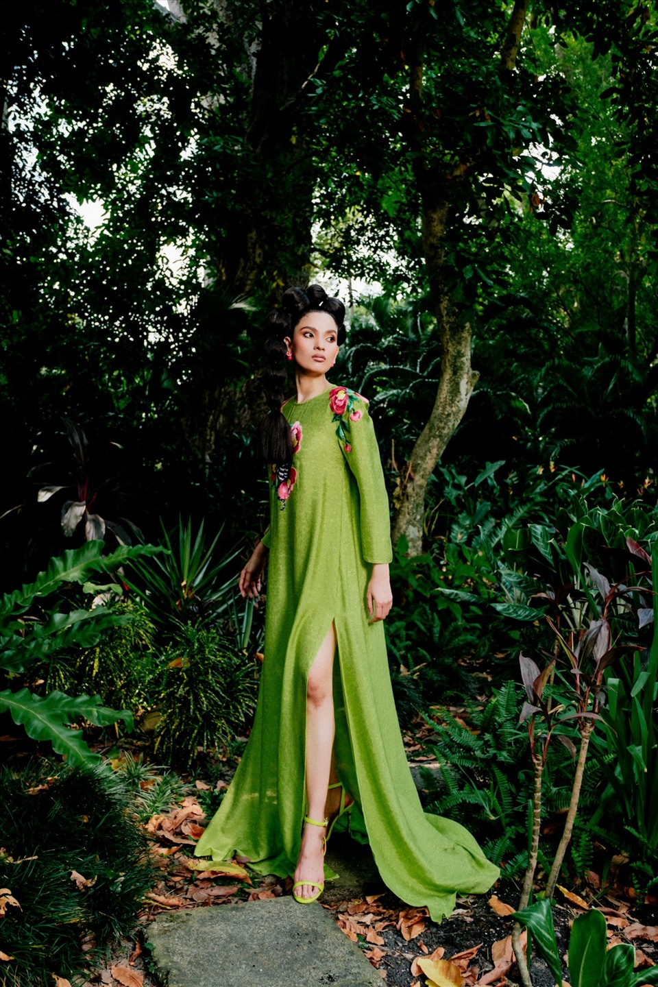 Bộ ảnh thời trang này Trương Thị May đã lột tả được tinh thần của Hà Linh Thư gửi gắm. Ảnh: NSCC