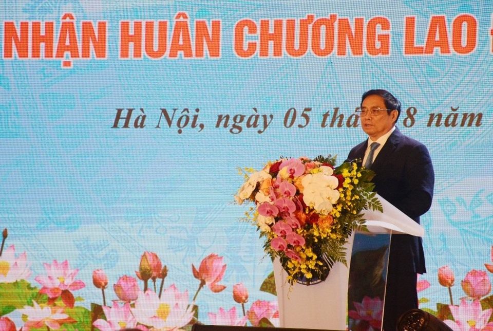 Thủ tướng Phạm Minh Chính phát biểu chỉ đạo tại Lễ kỷ niệm 20 năm thành lập Bộ TNMT. Ảnh: La Duy