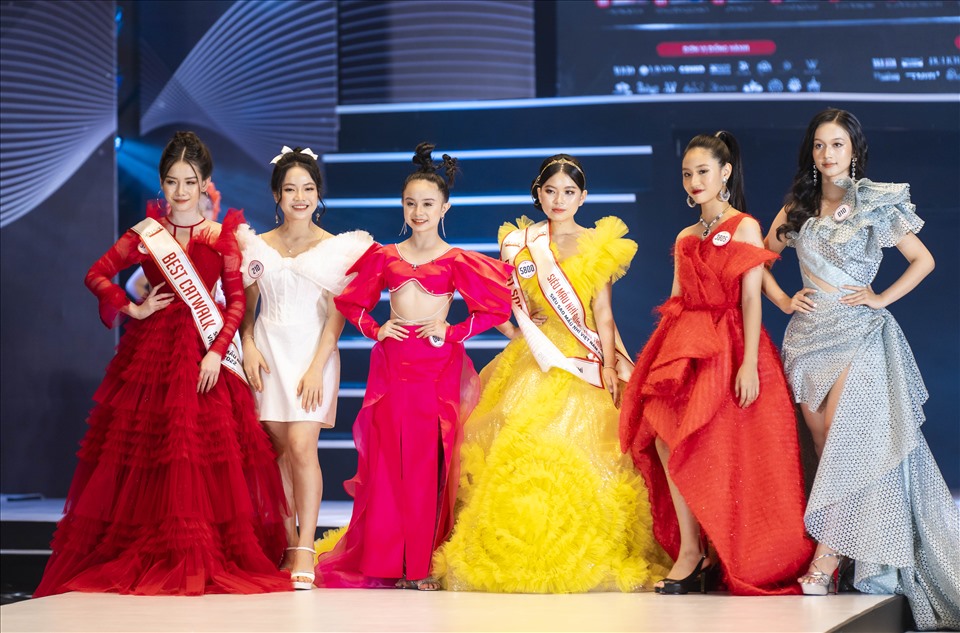 Top 6 lọt vào vòng chung kết cuộc thi “Siêu sao mẫu nhí Việt Nam 2022“. Ảnh: BTC