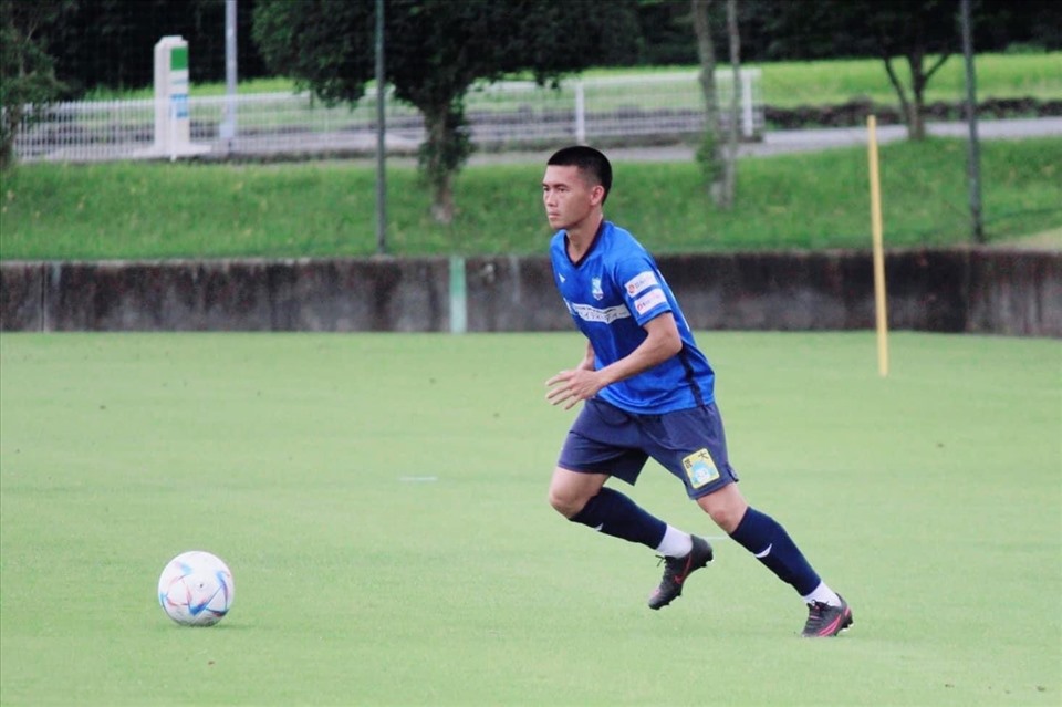 Tiền vệ trẻ Ngọc Long đang thi đấu tại Nhật Bản. Ảnh: FBNV