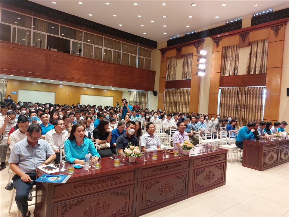 Hội nghị học tập, quán triệt do Liên đoàn Lao động Thành phố Hà Nội tổ chức chiều 8.8. Ảnh: Ngọc Ánh