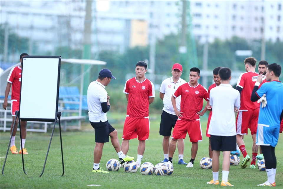 Chiều 8.8, câu lạc bộ Viettel có buổi tập trên sân Phú Thọ để chuẩn bị cho trận gặp Kuala Lumpur City ở trận bán kết AFC Cup 2022 khu vực Đông Nam Á.