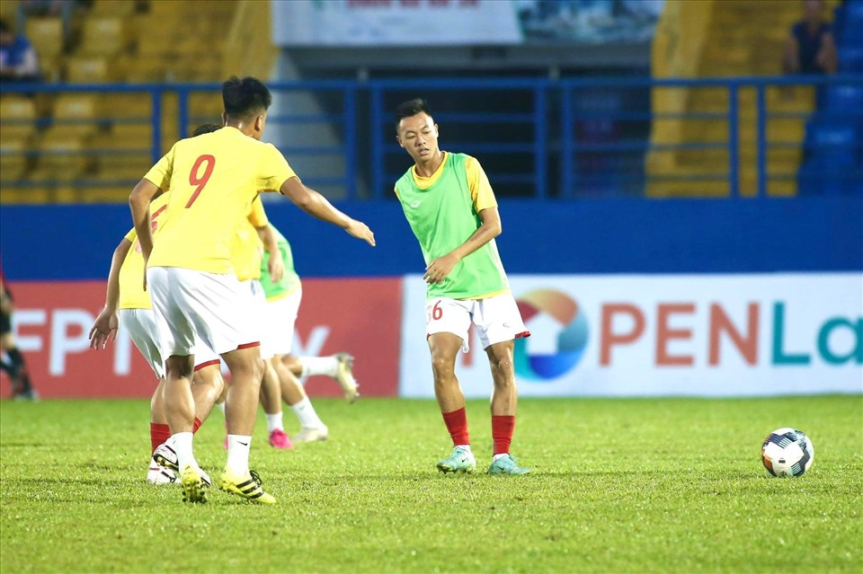 U19 Việt Nam sử dụng đội hình dự bị cho trận gặp U19 Thái Lan. Ảnh: Thanh Vũ