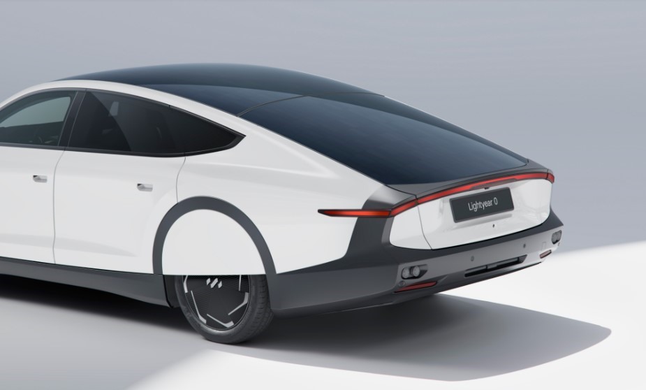 Lightyear 0 là chiếc xe chạy năng lượng mặt trời được cho là ưu việt nhất hiện nay. Ảnh chụp màn hình.