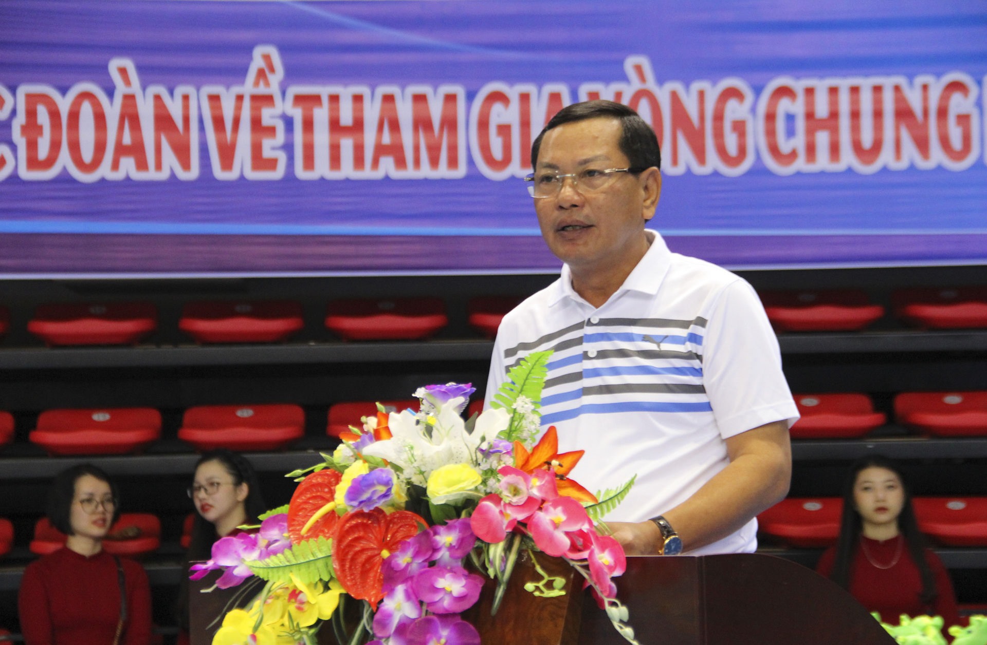 Đồng chí Nguyễn Văn Du - Phó Chánh án TANDTC phát biểu khai mạc Hội thao. Ảnh: CL