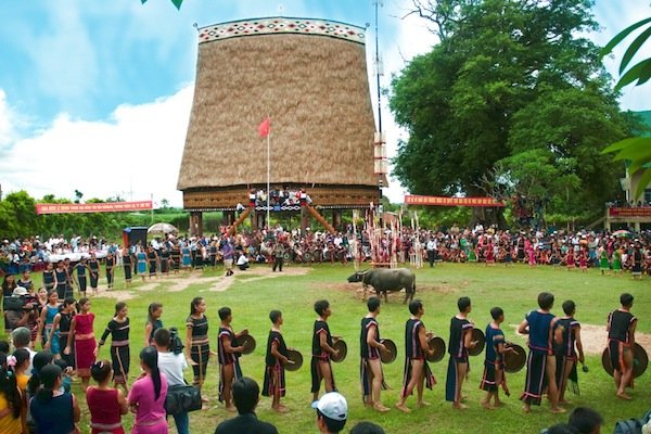 Nơi đây luôn là nơi tổ chức các lễ hội lớn của người dân Ảnh: Cổng thông tin điện tử tỉnh Kon Tum