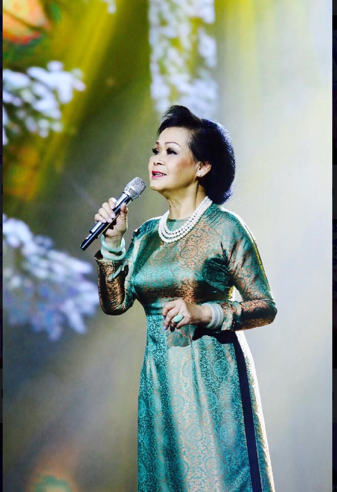 Danh ca Khánh Ly từng thể hiện ca khúc “Tình đời” trong bộ phim “Nàng” do minh tinh Thẩm Thuý Hằng đóng vai chính. Ảnh: NVCC