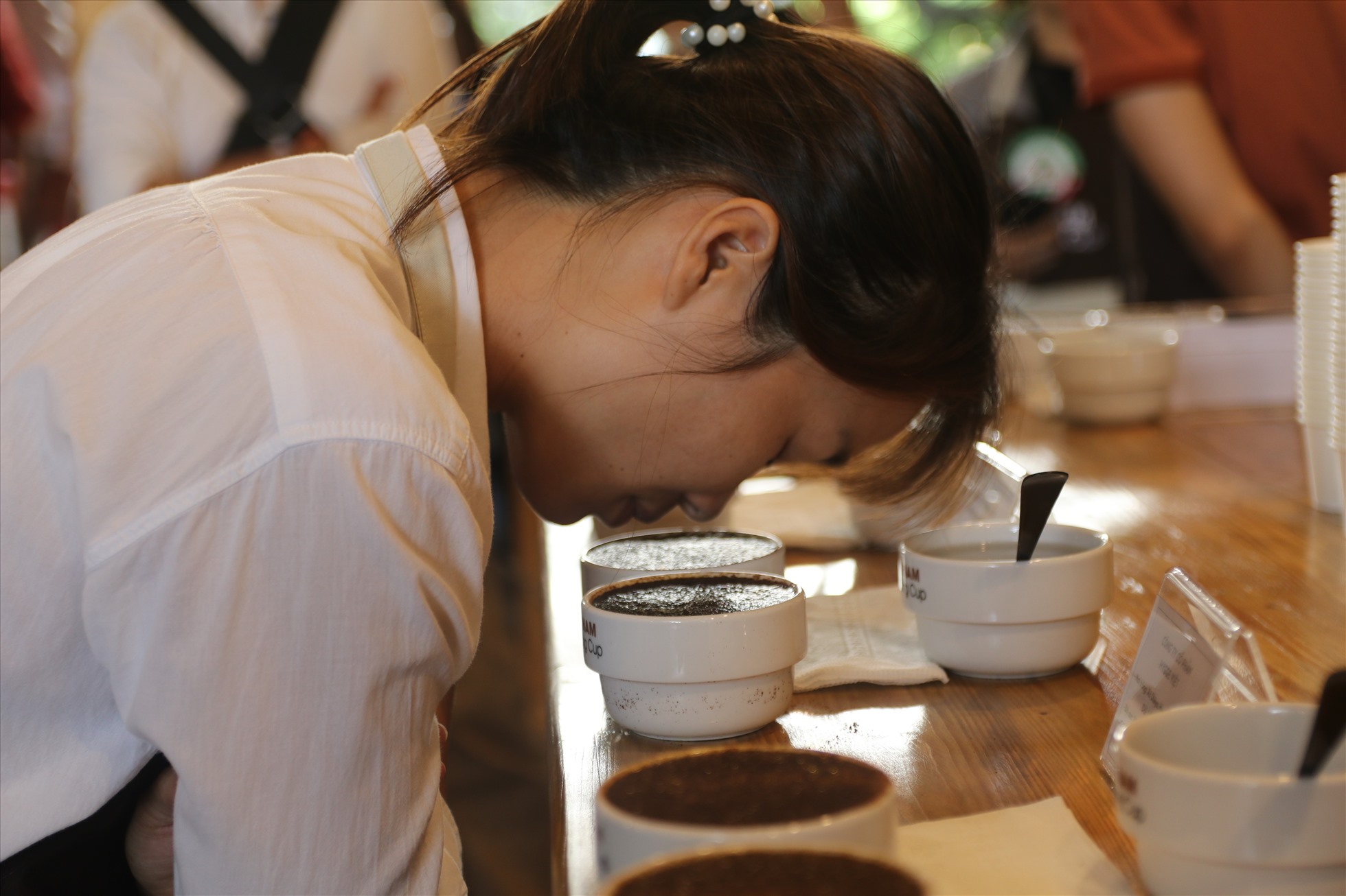 Tại sự kiện trải nghiệm cà phê đặc sản Việt Nam những người yêu cà phê có dịp thử nếm chuyên nghiệp sản phẩm của  20 nhà vườn cà phê đặc sản đạt Top 10 tại Vietnam Amazing Cup năm 2022.