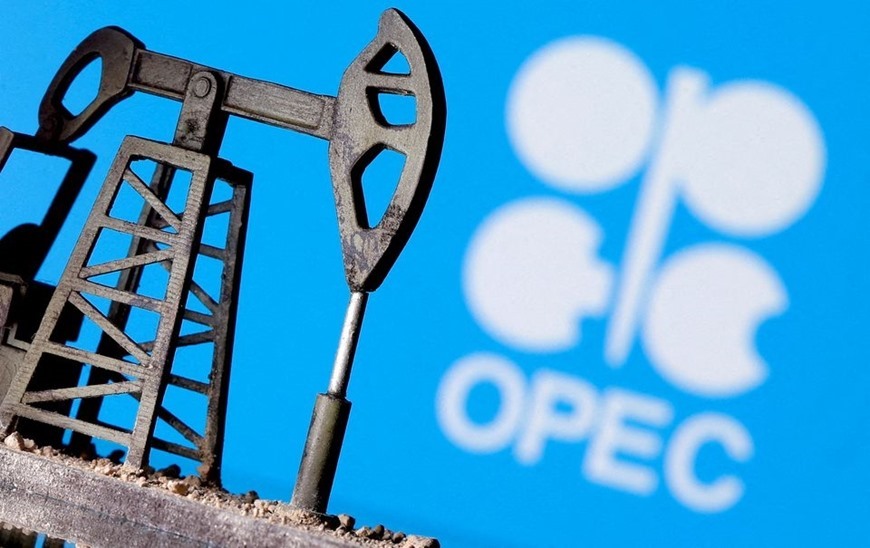 Trong tuần, có phiên giá dầu đã giảm mạnh xuống dưới mốc 90 USD/thùng, chạm mức 88 USD/thùng. Ảnh: Reuters