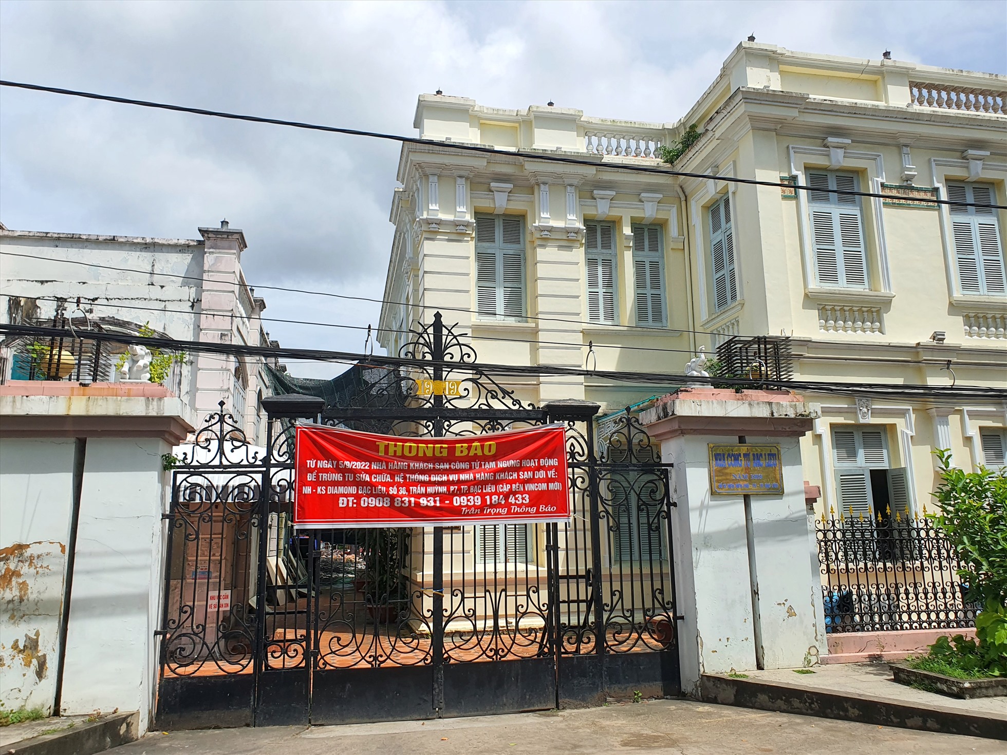 Ngày 12.9, Sở Văn hóa Thông tin Thể thao Du lịch tỉnh Bạc Liêu xác nhận Nhà Công tử Bạc Liêu chính thứ cửa để sửa chữa, trùng tu.