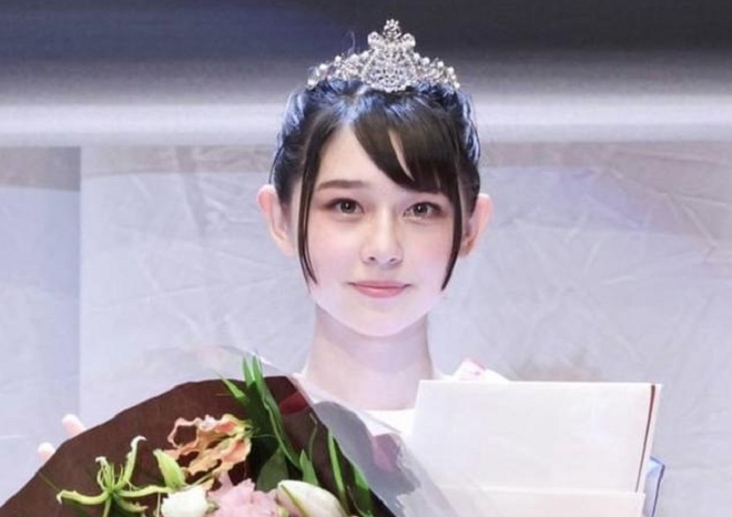 Theo NHK, Hana Ishikawa được nhiều công ty giải trí săn đón sau khi đăng quang Miss Teen Nhật Bản 2022 vào tháng 10 năm ngoái. Ảnh: Yahoo Japan