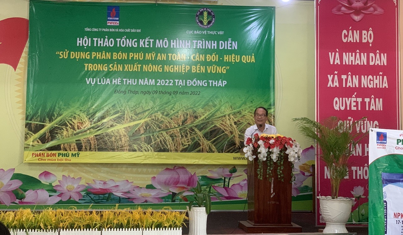 Ông Lê Văn Thiệt - Phó Cục trưởng Cục BVTV phát biểu tại hội thảo