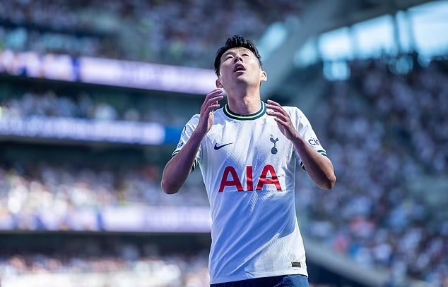 Son Heung-min báo tin sẵn sàng tham dự World Cup cùng tuyển Hàn Quốc