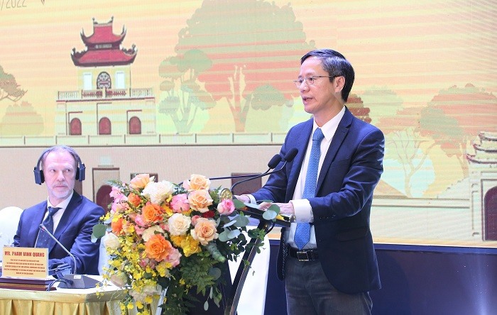 Tổng thư ký Ủy ban quốc gia UNESCO Việt Nam, Vụ trưởng Vụ Ngoại giao Văn hóa và UNESCO, Bộ Ngoại giao Phạm Vinh Quang phát biểu tại Hội thảo