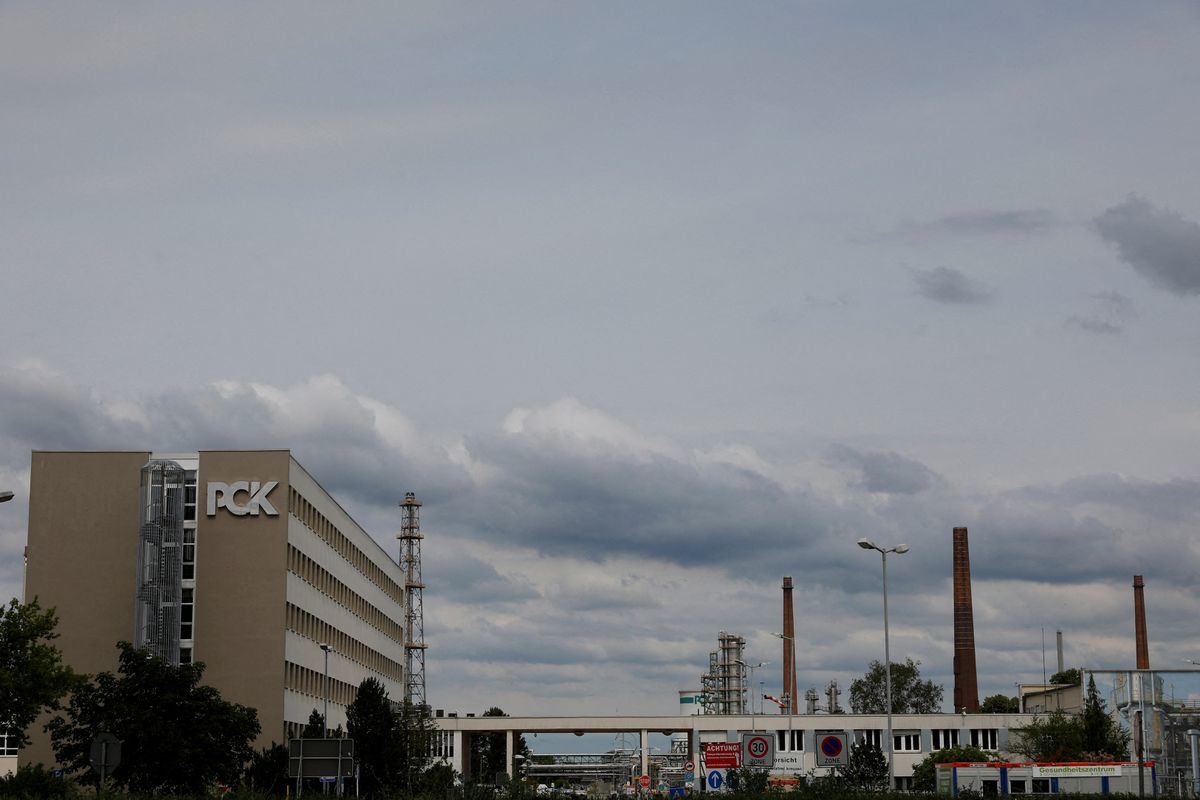 Nhà máy lọc dầu PCK, do Rosneft của Nga sở hữu phần lớn, ở Schwedt, Brandenburg, Đức, ngày 9.6.2022. Ảnh: Reuters