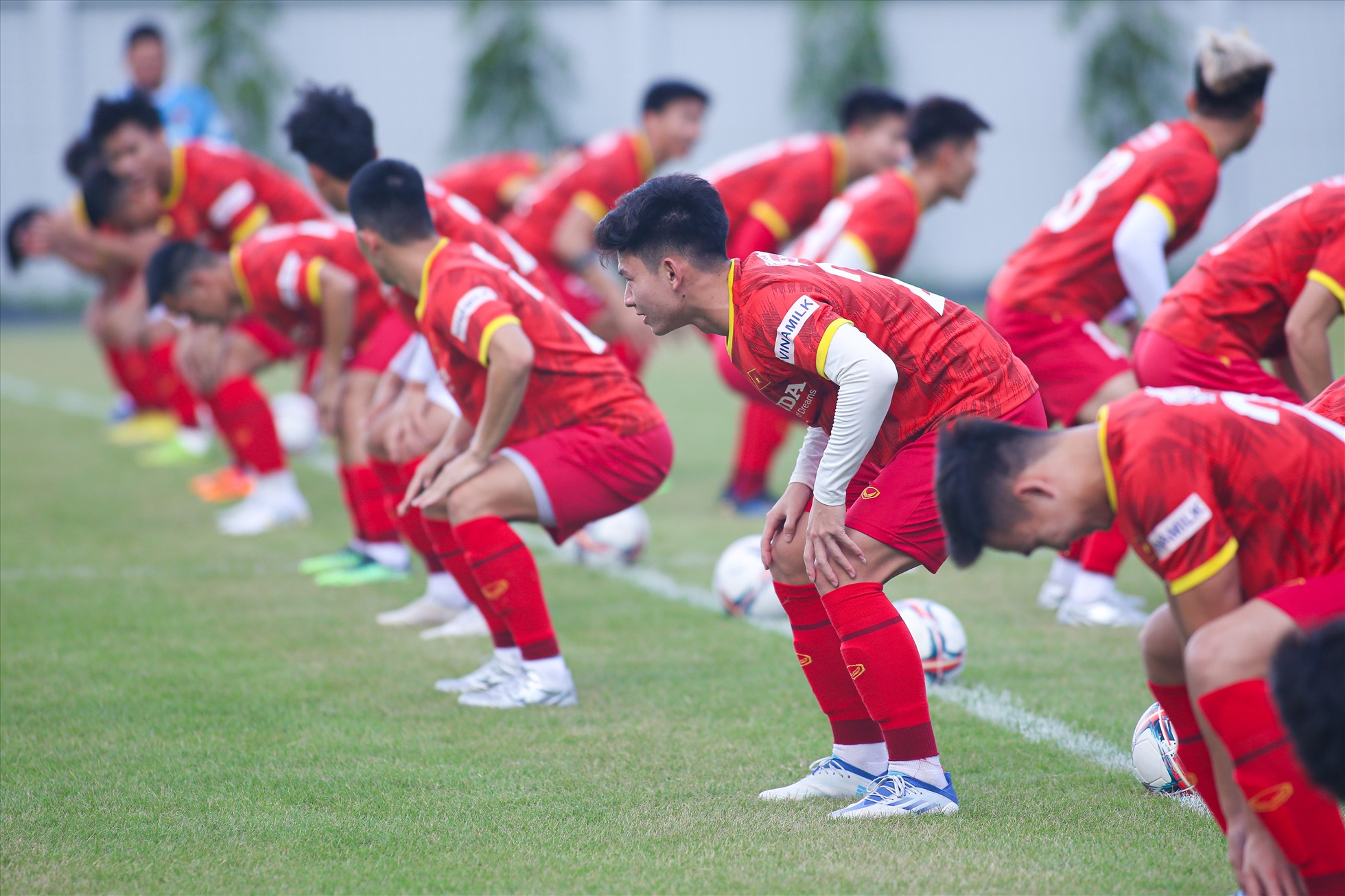 Chiều 18.9, đội tuyển Việt Nam có buổi tập tại sân bóng đá Quận 7, đại bản doanh của câu lạc bộ TPHCM. Đây là buổi tập thứ 3 của đội sau khi hội quân từ hôm qua (18.9).