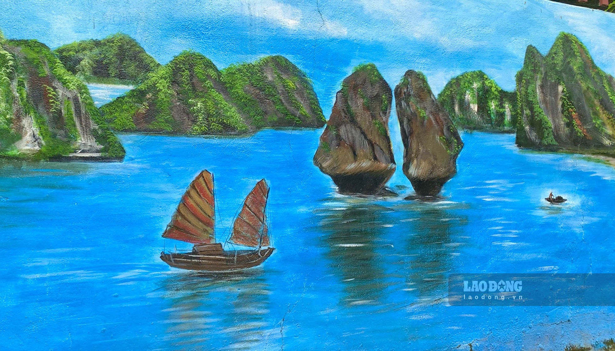 Vịnh Hạ Long là một trong những điểm đến nổi tiếng nhất của Việt Nam, và khi kết hợp với nghệ thuật vẽ tranh, bạn sẽ có được những bức tranh vịnh Hạ Long tuyệt đẹp. Hãy cùng chúng tôi nhìn lại những hình ảnh vịnh Hạ Long và tận hưởng vẻ đẹp của thiên nhiên qua từng nét vẽ.