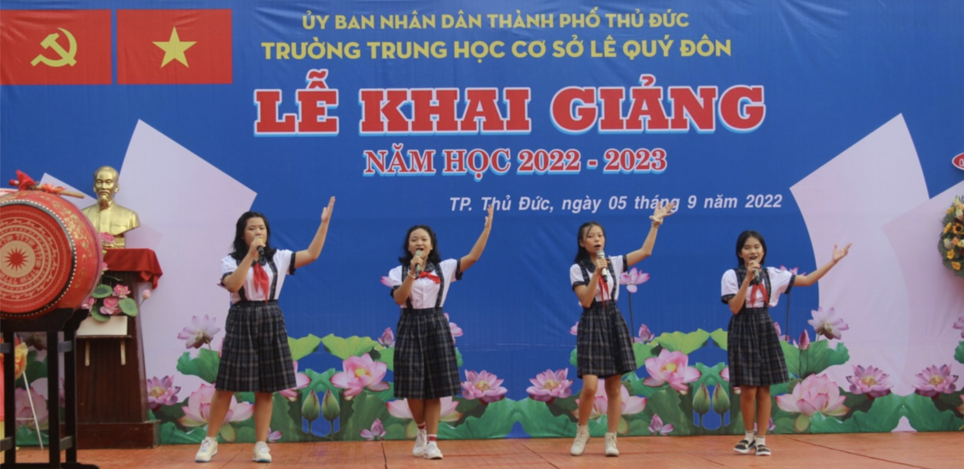 Học sinh Trường THCS Lê Quý Đôn trong lễ khai giảng năm học mới. Ảnh: NT